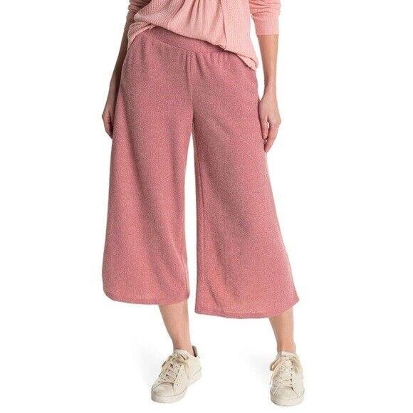 GIBSONLOOK NEW $54 Ribbed‎ Knit Cropped Wide Leg Pant in Pink Medium - Picture 2 of 3